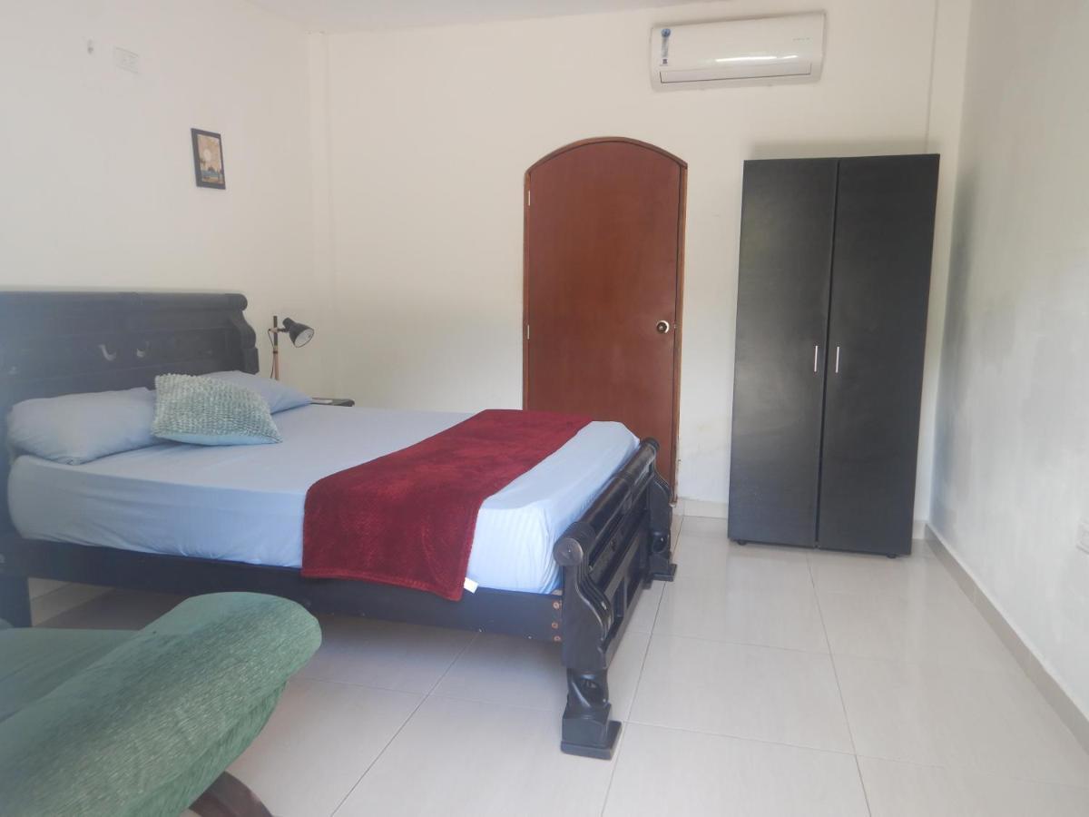 Hostal Cuyagua Palomino Buitenkant foto